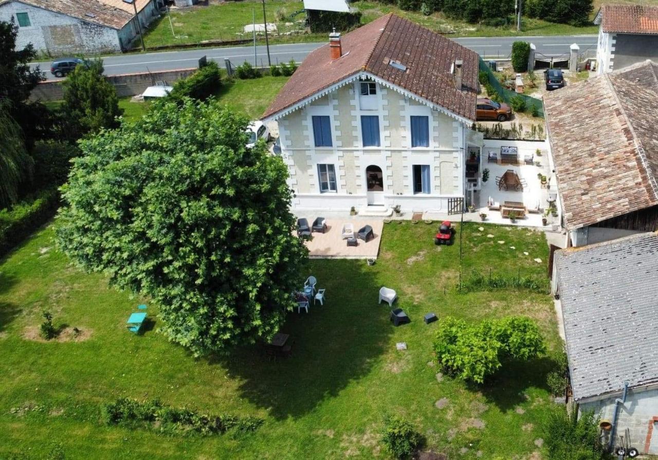 Montplaisir Bed & Breakfast Montendre Exterior foto