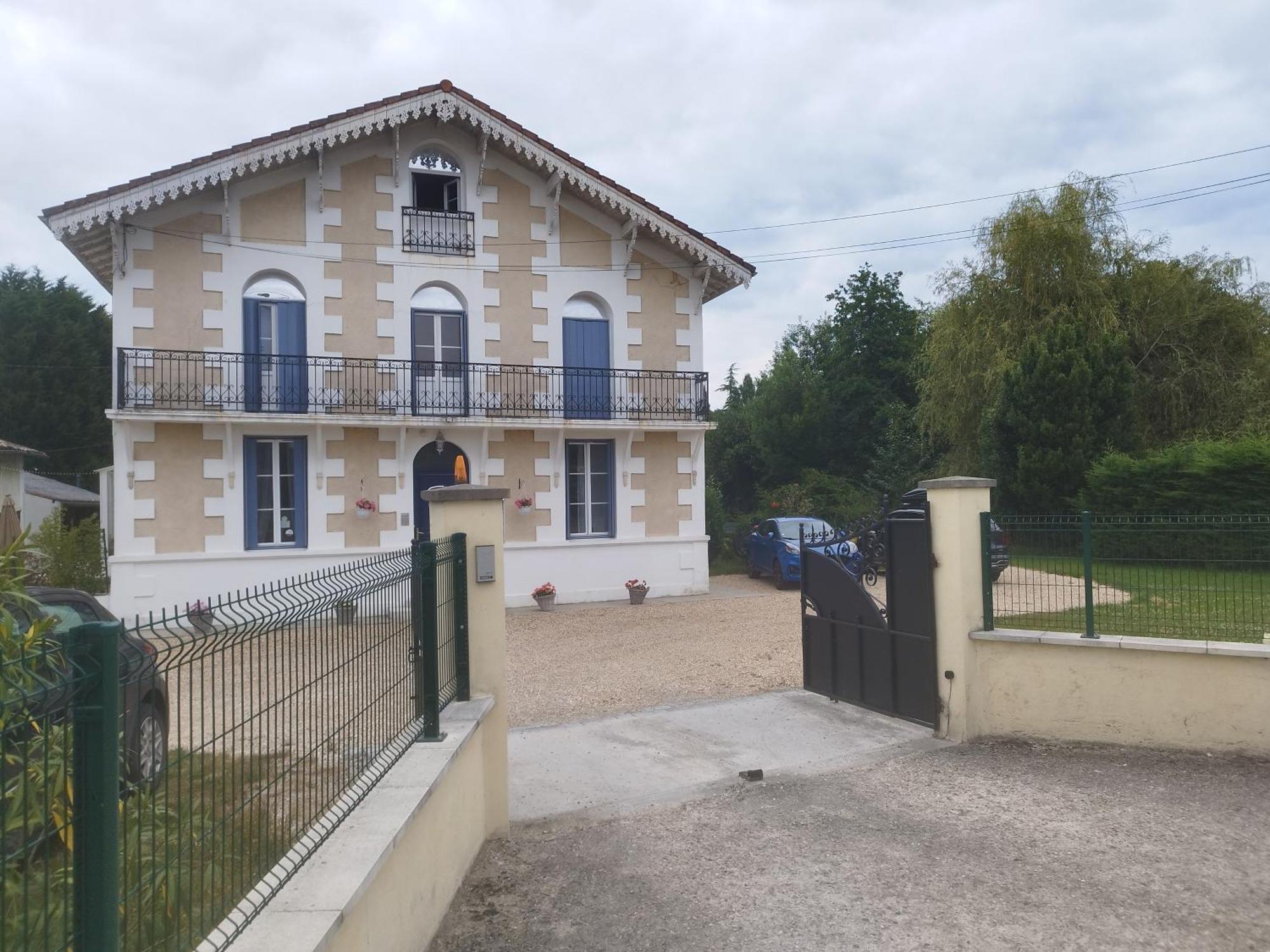 Montplaisir Bed & Breakfast Montendre Exterior foto