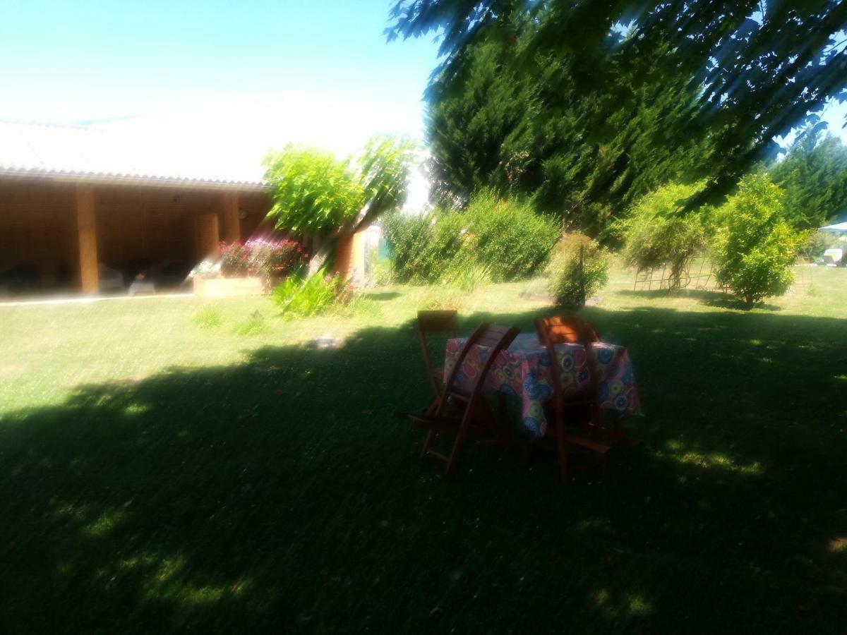 Montplaisir Bed & Breakfast Montendre Exterior foto