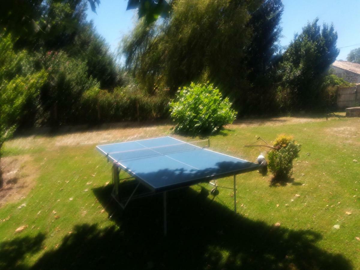 Montplaisir Bed & Breakfast Montendre Exterior foto